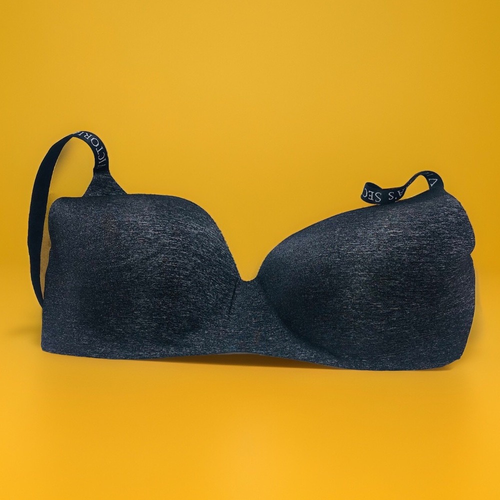 Victorias Secret Black and Gray Sexy Bra‎ Size 38 D Adjustable Strap New W/Tags